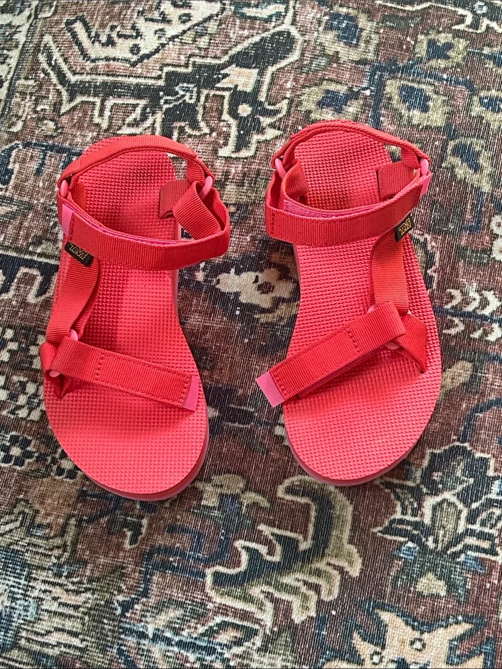 Teva Flatform Universal Sandal-Red/Pink-Sz 6